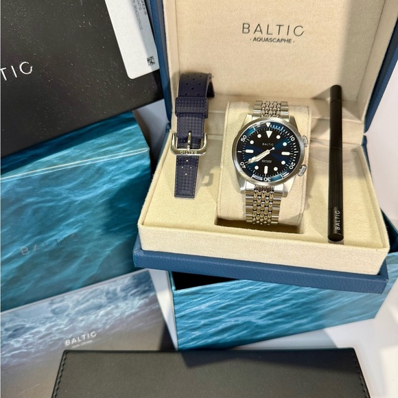 Baltic Aquascaphe Dual Crown Blue Dial Classic Luxury Men’s Watch - Picture 7 of 7